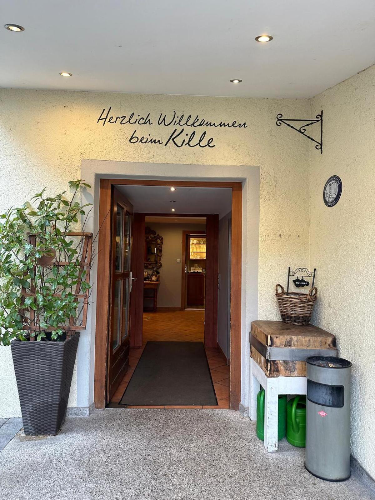 Gasthaus - Hotel Neue Post Meitingen Εξωτερικό φωτογραφία